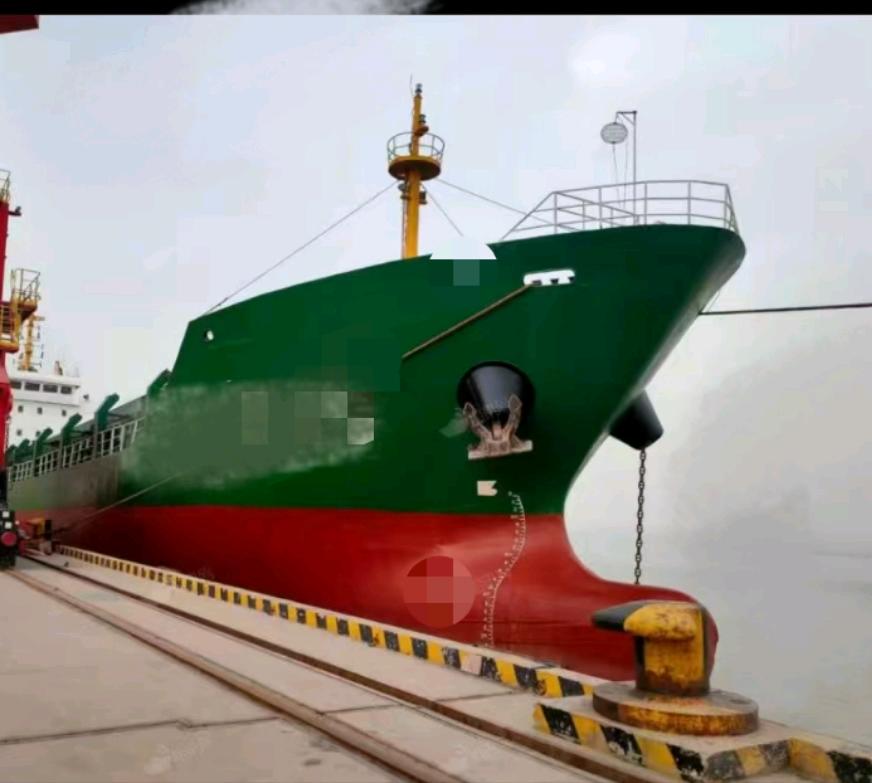 出售5000吨多用途船Sale of 5000-ton multipurpose vessel